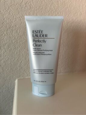 Estee Lauder Perfectly Clean Foam Cleanser - White